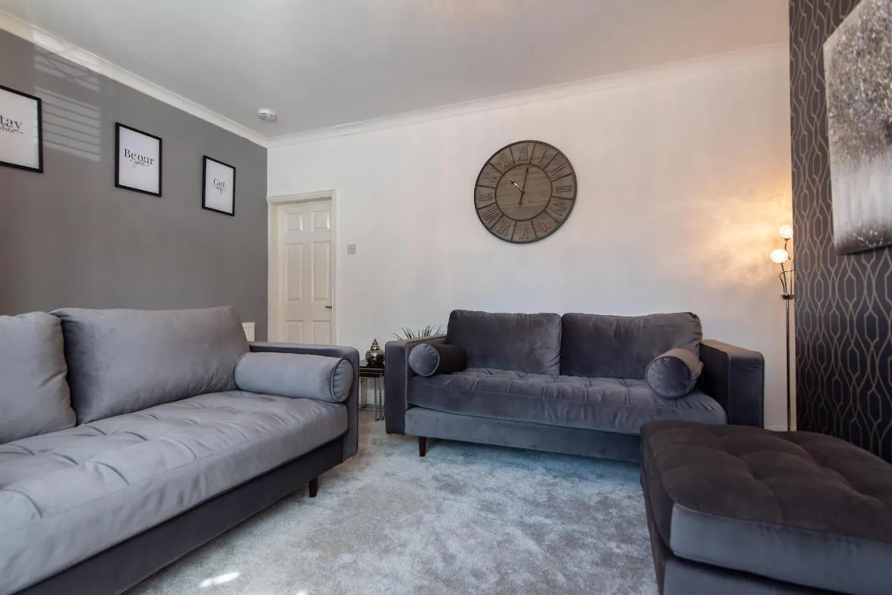 Langdale Road Villa Darlington  Holiday home Darlington (Durham)